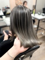 ヴィフ 大船(VIF)&nbsp;バレイヤージュ/グレージュ/ダークアッシュ/ボブ/大船駅鎌倉大船