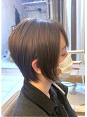 ショートボブ