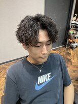 スキル(SKILL)&nbsp;波巻きツイスパセンターパート　福岡メンズパーマ