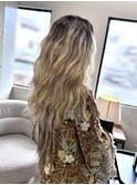 ふわふわロングたっぷりレイヤーカット