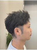 ツイストパーマで作るさわやかアップバングショート