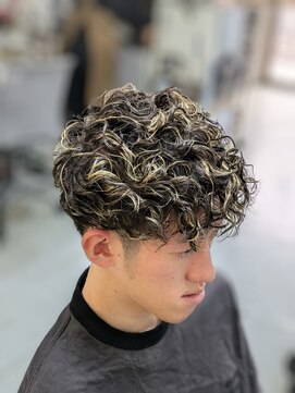 カットハウス パセリ スペインカール風パーマ   <理容室>/メンズ/バーバー