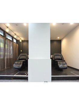 ずっと綺麗でいたい大人女性に！こだわりの商材で一人ひとりにベストな薬剤とヘアケアを。