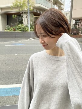 ロア(LOA) 春ショートベージュグレージュ