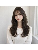 ノイ(neu)&nbsp;やわらかレイヤーロング×シースルーバング