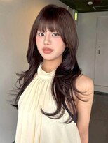 イロウ 天神大名店(IROW)&nbsp;前髪カット ロングヘア 20代 髪質改善 チャコールブラウン 艶髪
