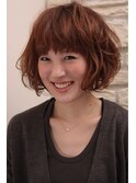 ラフな女性らしさがただようボブスタイル