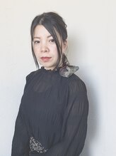 ヘア ミーツ ドレス プレローマ(HAIR meets dress pleroma) 秋元 玲子