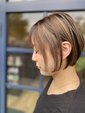 レークプラッツ(lekplats) ハイライト×ショートボブ