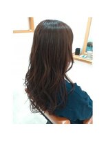 マレア(Marea)&nbsp;ロングヘア×ピンクブラウン