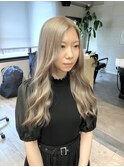 韓国ヘア ホワイトベージュ