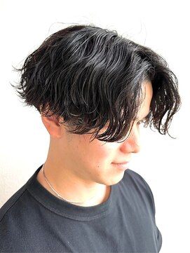 イーストハムアネーロ(EAST HAM anello) メンズナチュラルパーマ/センターパート