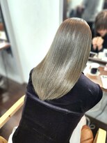 ネウィベルシア 名駅(newi belsia)&nbsp;【HIROSE】@hirose.belsia オリーブベージュ×リンゴ髪質改善