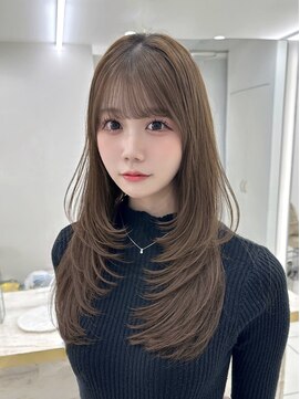 マウル 栄(MAEUL) ダークアッシュ　似合わせ