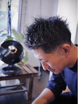 ハンス(Hans)の写真/【お得なクーポンご用意】ヘアスタイルだけじゃない！プロの技術で男を磨くなら[Hans]へ！