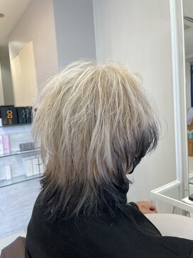 リファインド ギフト ヘアー ステージ(Refined gift HAIR STAGE) ブロンドホワイト×エンドカラー
