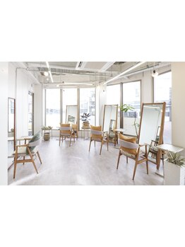 【横浜駅10分圏内】駅近だけど落ち着いた空間♪なりたいアナタを叶える特別なサロンタイムを＊