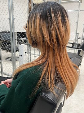 ピープスアンドスー 表参道 渋谷(Peeps&Suu.) ハッシュカット ウルフカット 流行りの髪型はやまたつにお任せ