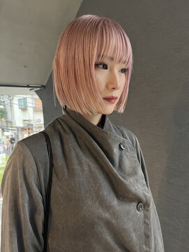 アルカナ 明治神宮前原宿(ARCANA) ピンクカラー　ペールピンク　姫カット　サーモンピンク