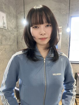 アクシュ(aqush) 前髪ありレイヤー×ブラウン