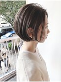 大人ハンサムショート　前下がりまとまるショートボブ
