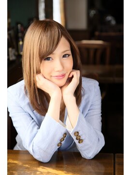 ヘアースタジオ ベッロ(HAIR STUDIO BELLO) 縮毛矯正/ミディアム