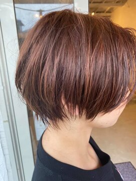 エルモ(ELMO) ショートボブ / 明るめのレッド