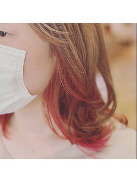 ヘアルーム ドア(Hair room DOOR) 【 DOOR 】インナーカラー×アクリルピンク