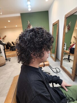 ヨハク(yohak) ナチュラルウルフ×スパイラルパーマ