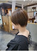 まわりと差がつく季節のショート×ヘーゼルベージュ