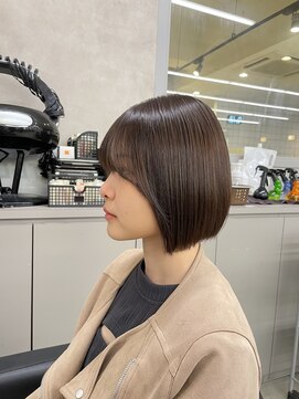 アイズ 横浜(IS) 横浜/mikiya指名/切りっぱなしボブ