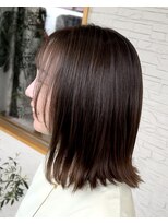 ラウレア(Laule'a)&nbsp;透明感カラーのミディアムボブ