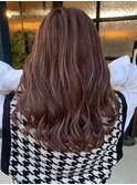 グレージュ切りっぱなしボブ前髪ありミニボブミルクティベージュ
