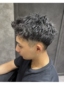 プラスイズム(PLUSISM) ツイストショート