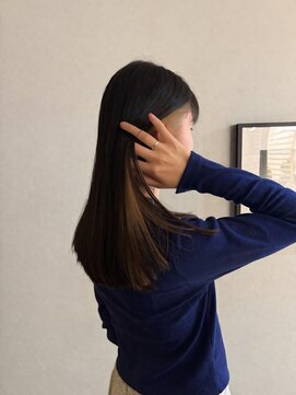 オフ(off) 耳かけで可愛いインナーカラー off haruki