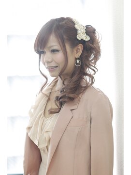 ヘアサロン ピーノ(hair salon Pi no) サイドにまとめました♪『2』