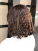 ヌディーグレージュ