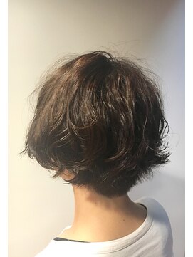 ビグディーサロン 武庫川(BIGOUDI salon) オリーブグレージュ×小顔ショート