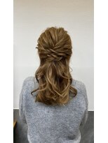 アイコニック 天神店(ICONIQ)&nbsp;ハーフアップアレンジ