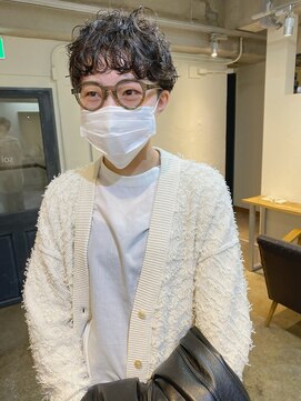 ソイ 下北沢(soi) アイウェアが似合うベリーショート パーマスタイル