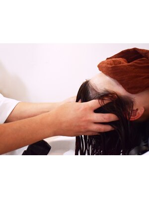 bula-naのスパは髪の補修等を目的とし、リラックス効果・頭皮環境を整える・リフトUP効果が期待できます◎