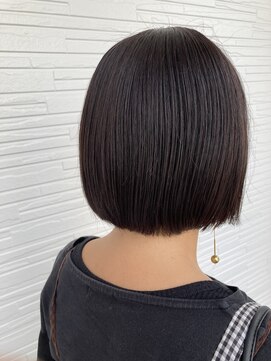 ジッピー ヘアーコレクション 20代30代40代 切りっぱなしボブ 艶グレー