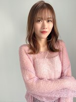 トゥルーズ(TLUUS)&nbsp;TLUUS斜めバングシルキーベージュマッシュパーマ