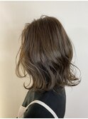 アッシュグレージュ 愛されミディアム