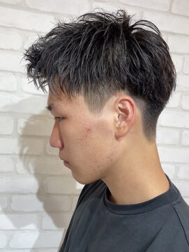 シャイン 大宮(SHINE) メンズカット/パーマ/ヘッドスパ/ブリーチ/眉毛/韓国/大宮/Men's