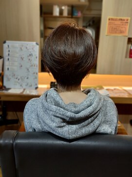 ブランカ(blanca) 耳かけショート