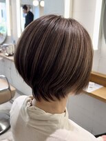 アンドビューティフル 恵比寿(andbeautiful)&nbsp;白髪ぼかしカラー　　ショートボブ