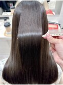 美髪ダークアッシュ暗めカラーフェミニンロング大人ガーリー