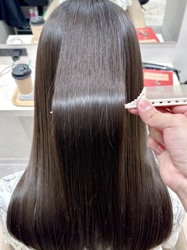 サロウィン 那覇店(SALOWIN) 美髪ダークアッシュ暗めカラーフェミニンロング大人ガーリー