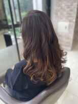 マニッシュ 三鷹駅前店&nbsp;大人巻き髪スタイル